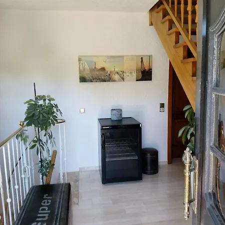 Petersen Casa de hóspedes 3*