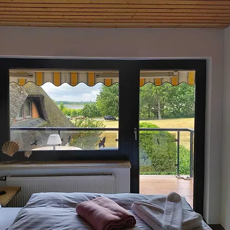 Petersen 3* Bergen Auf Rugen